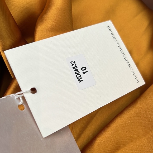 Allice Elle cut out dress, Yellow, size 10 - Picture 4 of 4